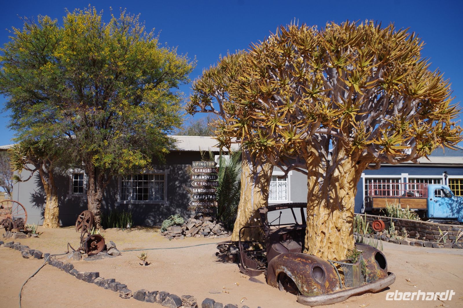 Namibia - Boxenstopp am Canon Roadhouse
