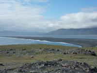Schwarze Strände am Ostfjord