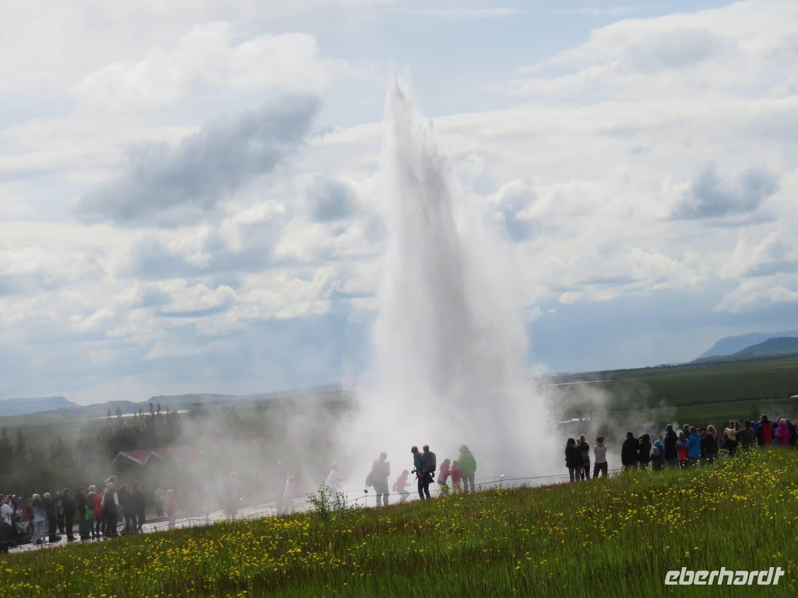 0113 Island -  Ausflug Goldener Kreis - Geysirgebiet - Strokkur