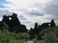560 Island -  Dimmuborgir - Besuch der Schwarzen Burgen