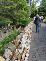 700 Island - Stödvarfjördur - Besuch in Petras Steinhaus