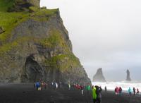 Island - Südküste - schwarzer Sandstrand Reynisfjara
