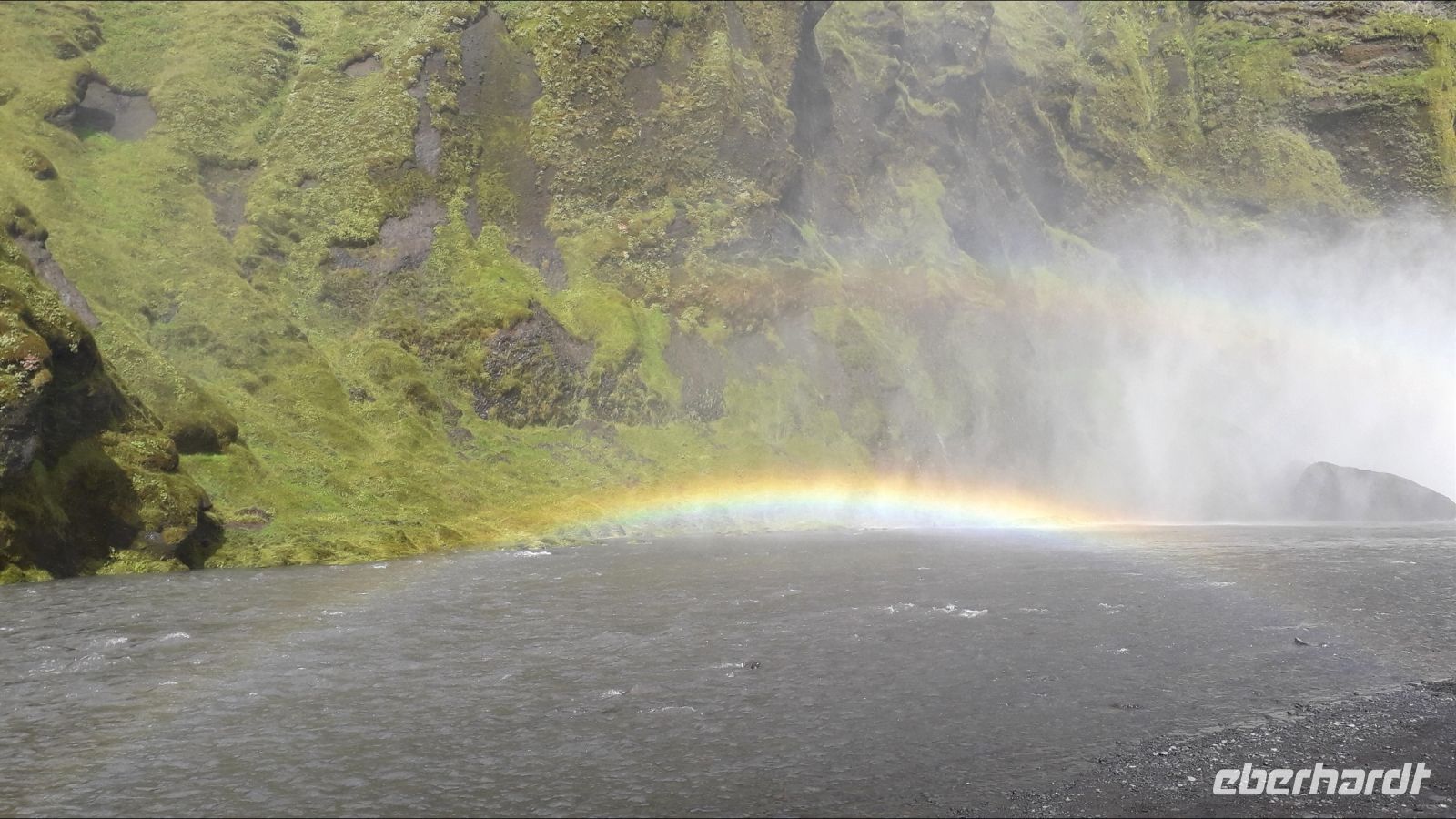 Regenbogen am Skogafoss