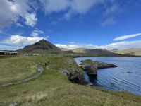 Spaziergang an der Küste von Arnastapi