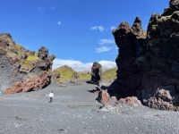 Spaziergang am Strand von Djupalón