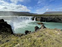 Rundgang am Godafoss Wasserfall