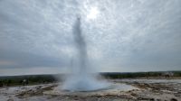 Rundreise Island - Ausflug Goldener Kreis // Strokkur