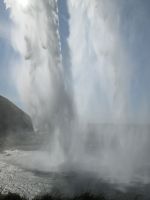 hinter dem Seljalandsfoss