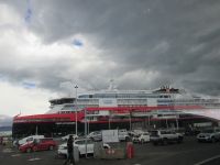 Reykjavik: innerer Hafen mit Expeditionsschiff