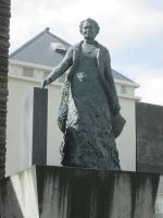 Reykjavik: Ingibjörg H. Bjarnason, 1.Frau im Parlament