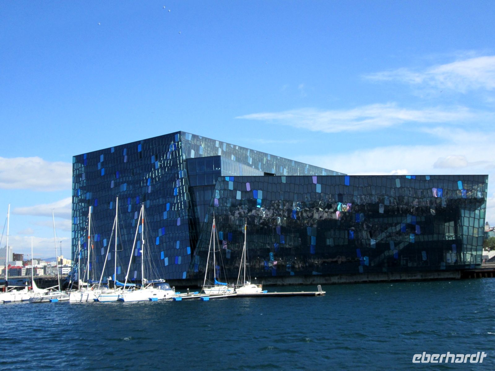 Oper ( Harpa ) in Reykjavik &ndash; &copy;  (Eberhardt TRAVEL)