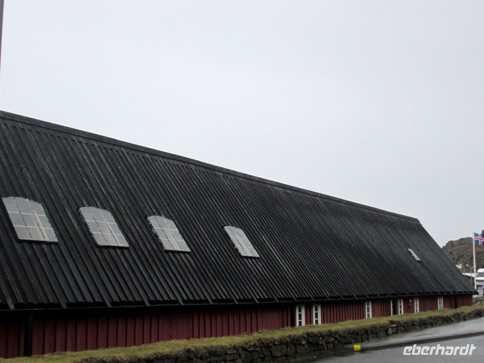 Langhaus in Djupivogur &ndash; &copy;  (Eberhardt TRAVEL)