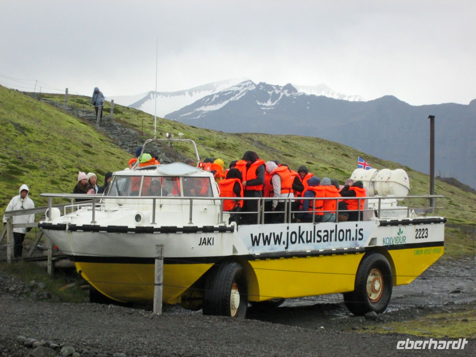 mit dem Amphibienfahrzeug in die Gletscherlagune &ndash; &copy;  (Eberhardt TRAVEL)