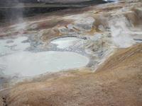 Schwefellöcher am Vulkan Krafla