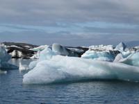 In der Gletscherlagune des mächtigen Vatnajökull