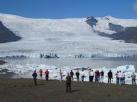 An der Gletscherlagune des mächtigen Vatnajökull