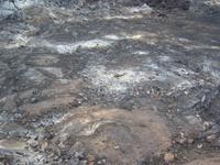 aktiver Vulkankrater