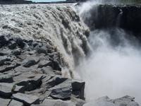 ...der energiereichste Wasserfall Islands