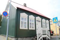 die typische Wellblecharchitektur Islands