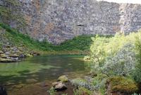 in der Schlucht Asbyrgi