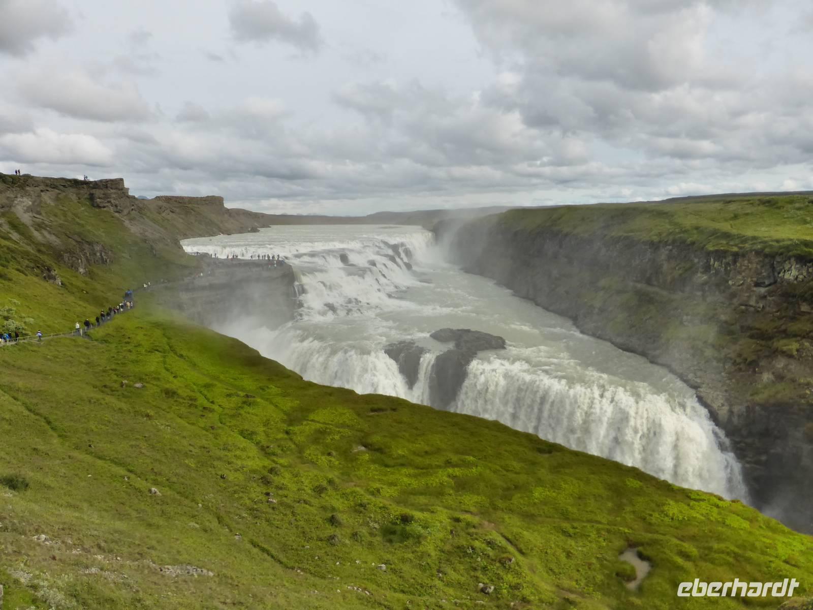 am Gullfoss-Wasserfall 