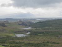 Blick vom Kraterrand in das weite Land