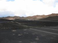 Lava bestimmt die Umgebung des 