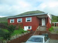 Die Nachbarn von Petras Steinhaus