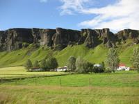 Felslandschaft an der Strecke