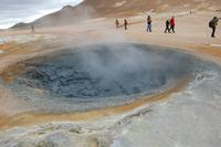Kochendes Schlammloch - Landschaft „Hvenr Namafjall“, ein Heißgebiet
