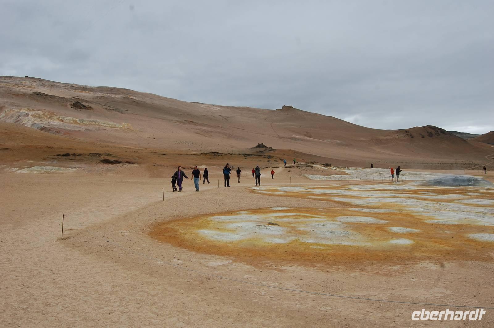 Landschaft „Hvenr Namafjall“, ein Heißgebiet 