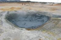 Kochendes Schlammloch - Landschaft „Hvenr Namafjall“, ein Heißgebiet