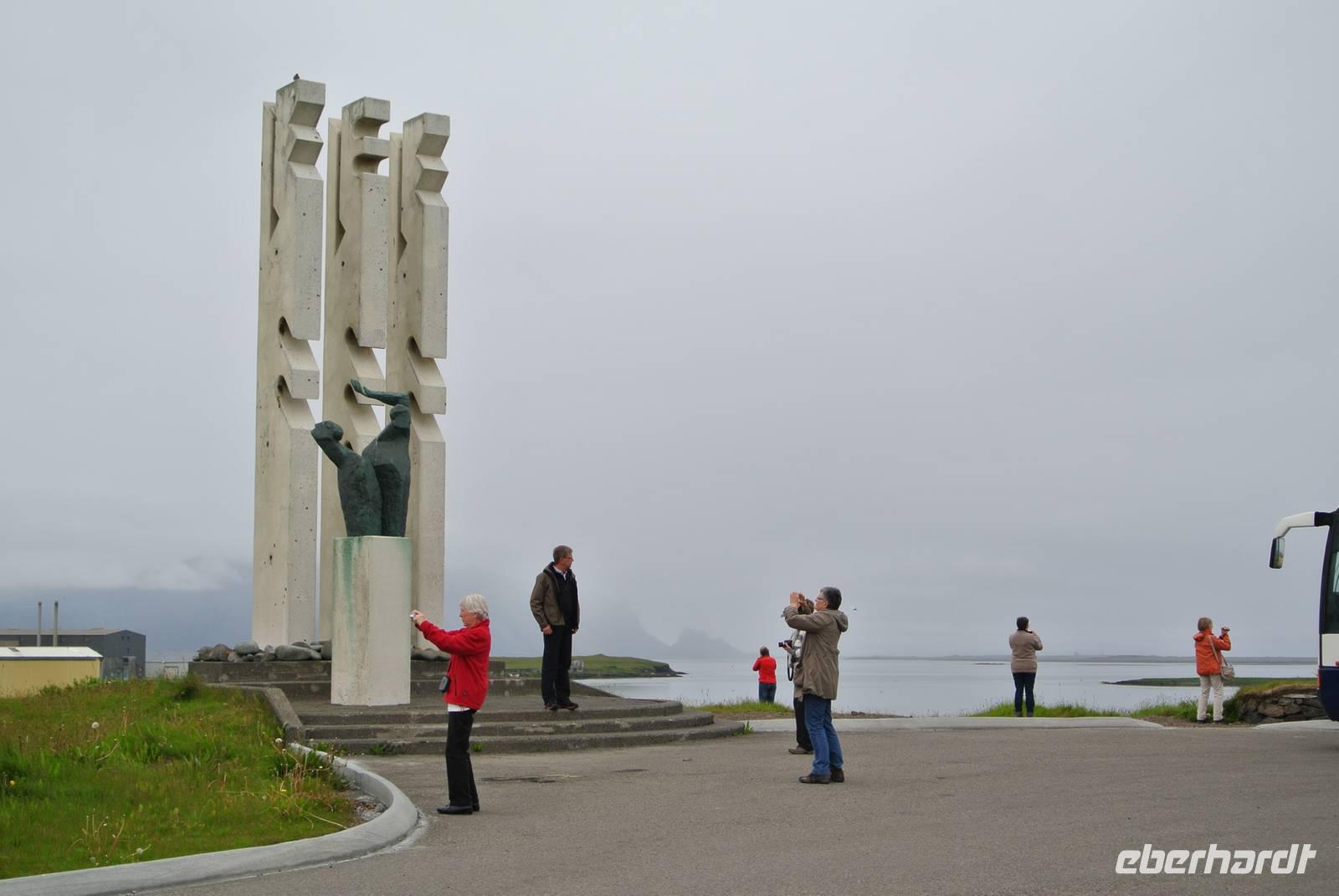 Das Seemannsdenkmal in Höfn