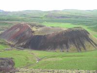 Tal Nordurádalur und der Krater Grábrók