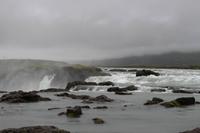 Am Wasserfall Godafoss
