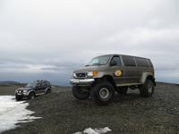 Jeep für die Auffahrt zum Gletscher