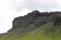 Felsformationen am Straßenrand