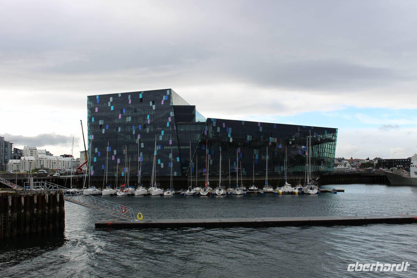 Blick auf das Kongresszentrum in Reykjavik