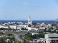 Reykjavik-Blick auf Hallkrimskirkja