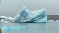 Rundreise Island - Bootsfahrt in der Gletscherlagune Jökulsarlon
