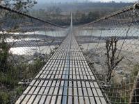 Hängebrücke in Nepals Mittelland