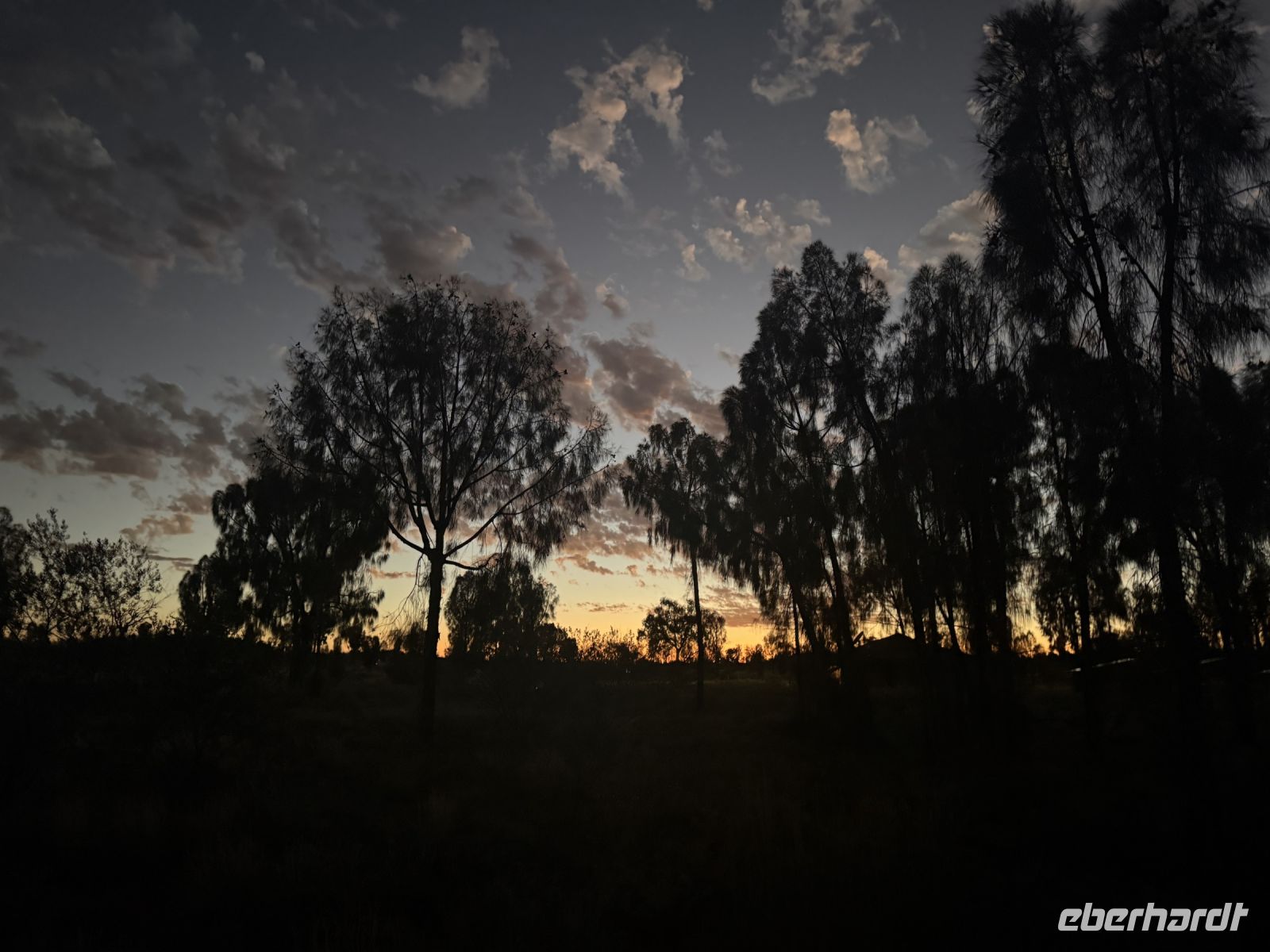 Sonnenaufgang am Uluru