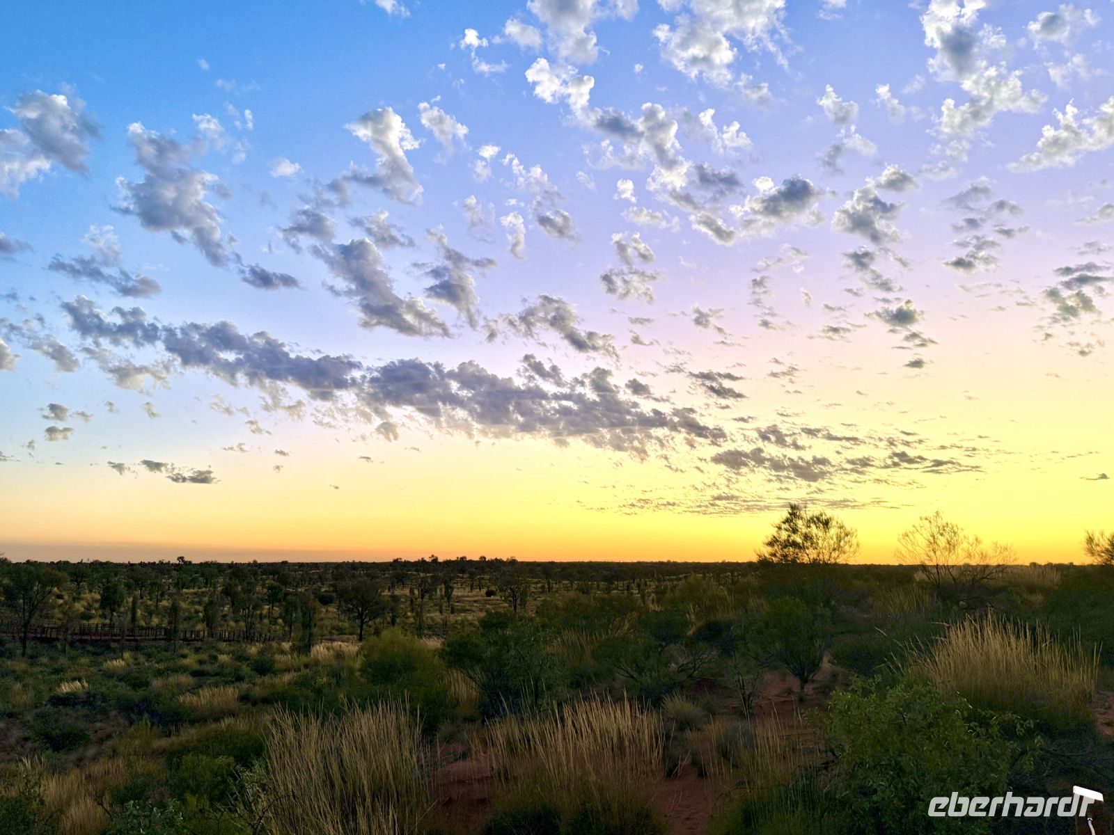 Sonnenaufgang am Uluru