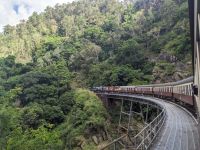 61. Bahnfahrt von Kuranda nach Cairns, Australien