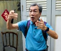 Alvin zeigt uns mit voller Inbrunst seine Heimatstadt Singapur &ndash; &copy; Simone Willner (Eberhardt TRAVEL)