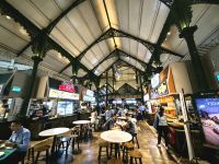 Im Hawker Center in Singapur kann man gut und günstig essen &ndash; &copy; Simone Willner (Eberhardt TRAVEL)