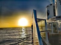 Die Sonne geht über der Tasmanischen See auf &ndash; &copy; Simone Willner (Eberhardt TRAVEL)