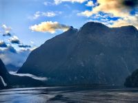 Die Nebel lichten sich, Milford Sound &ndash; &copy; Simone Willner (Eberhardt TRAVEL)
