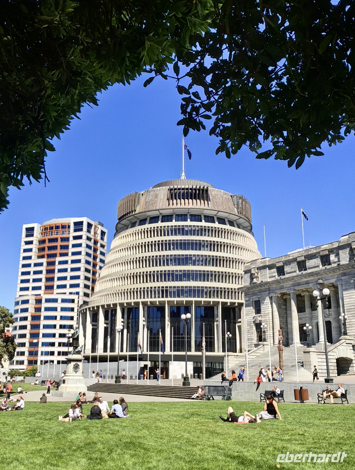 Beehive in Wellington &ndash; &copy;  (Eberhardt TRAVEL)