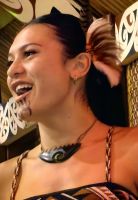 Maorifrau mit Tatoo im Gesicht, Te Puia &ndash; &copy; Simone Willner (Eberhardt TRAVEL)